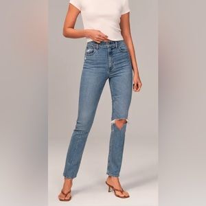Ultra High Rise 90s Slim Straight Jean
